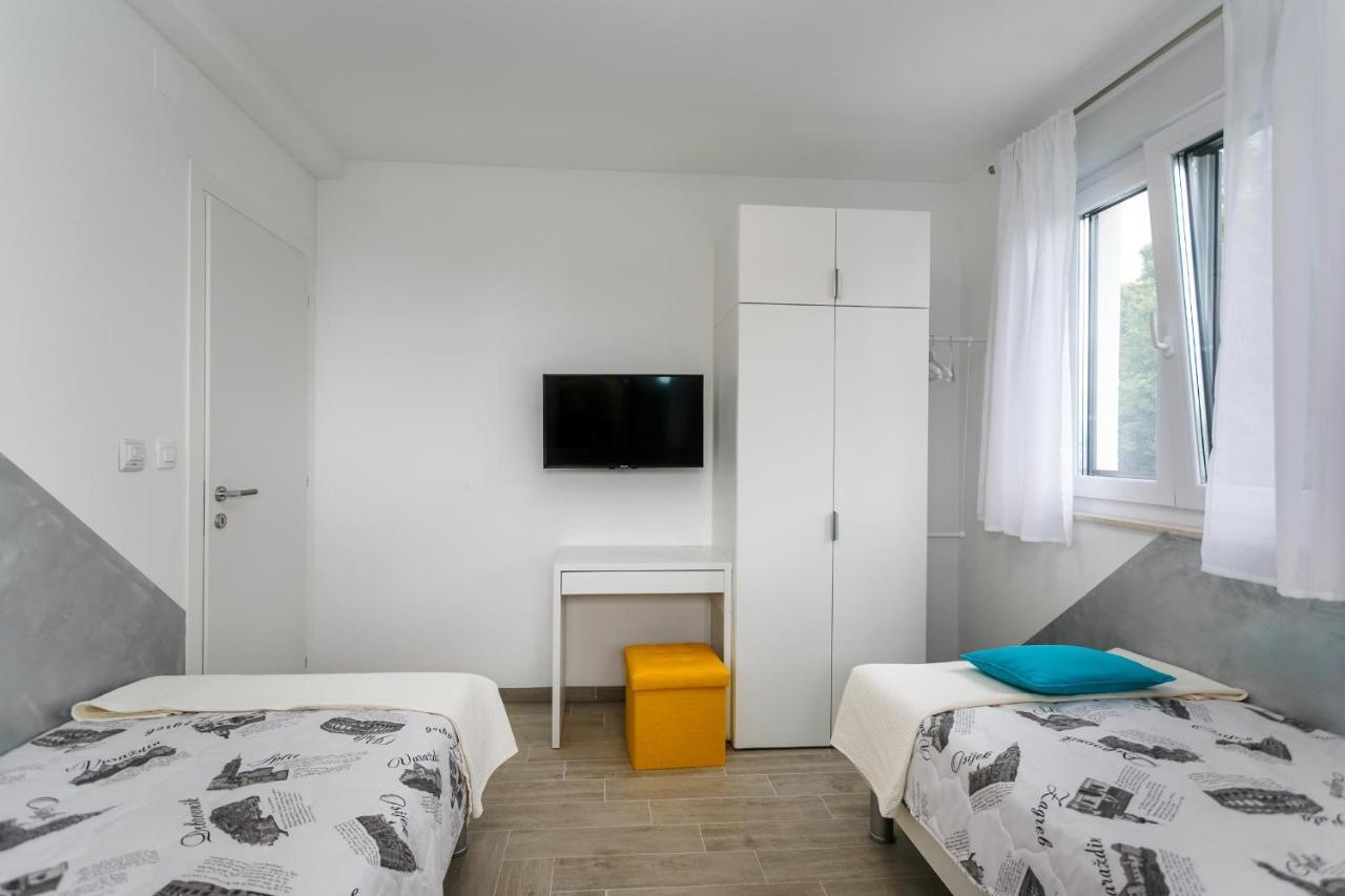 2A Partment Rukavina Leilighet Njivice Eksteriør bilde